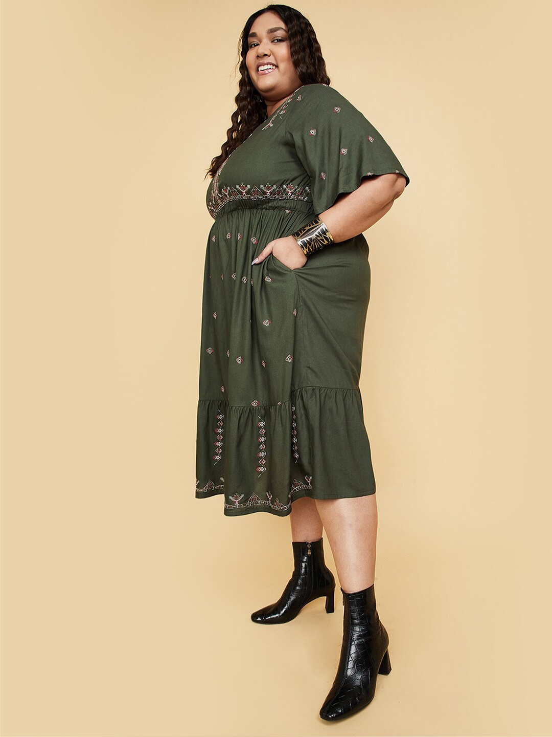 

max Plus Size Ethnic Motifs Midi Dress, Green