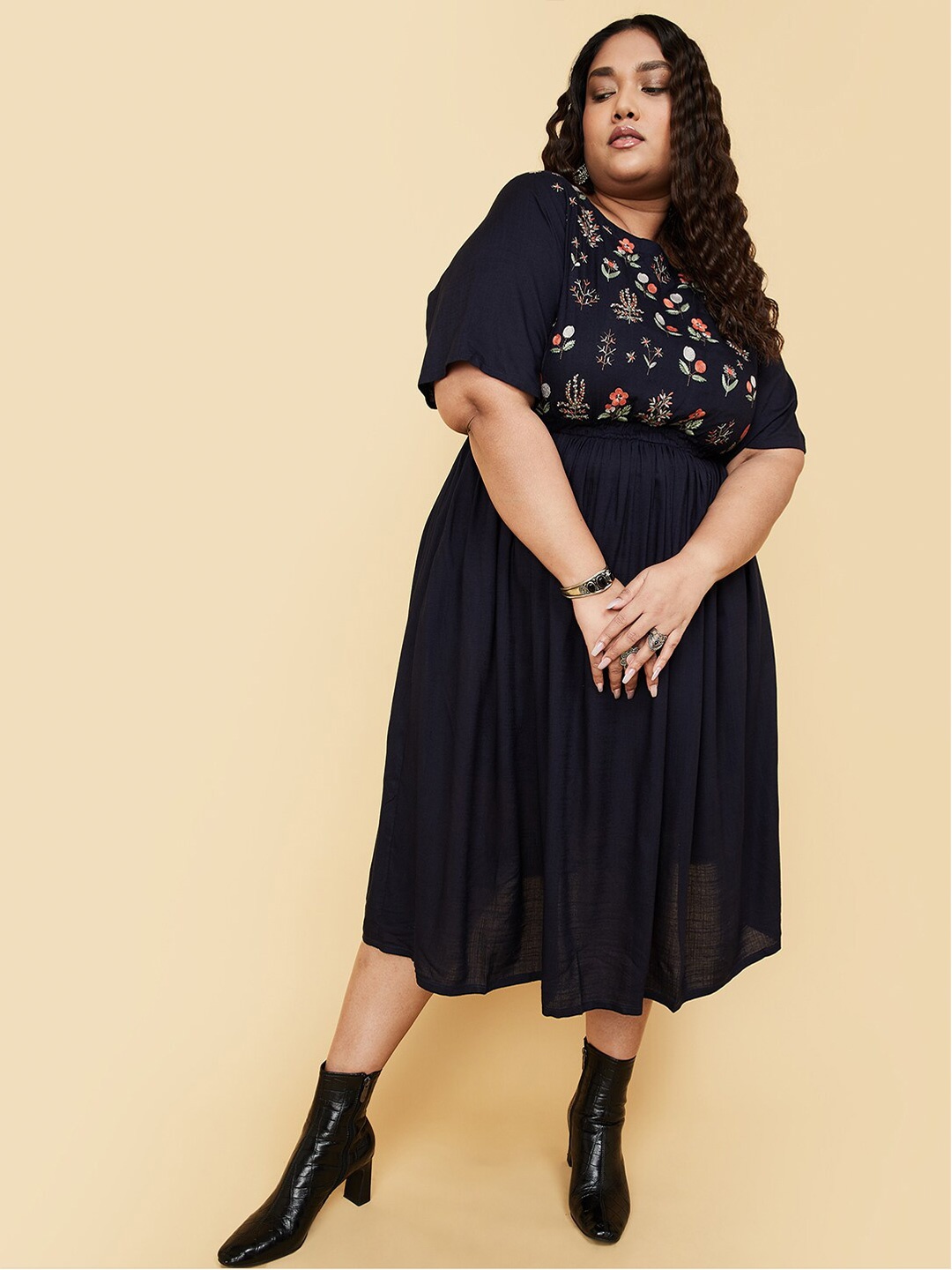 

max Plus Size Floral Midi Dress, Blue