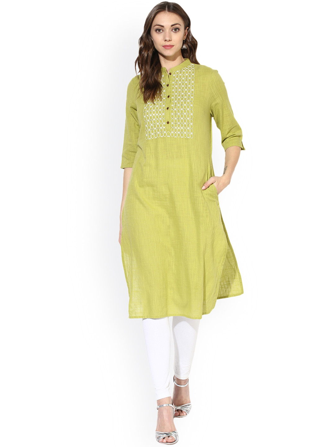 

Juniper Women Green Solid Straight Kurta