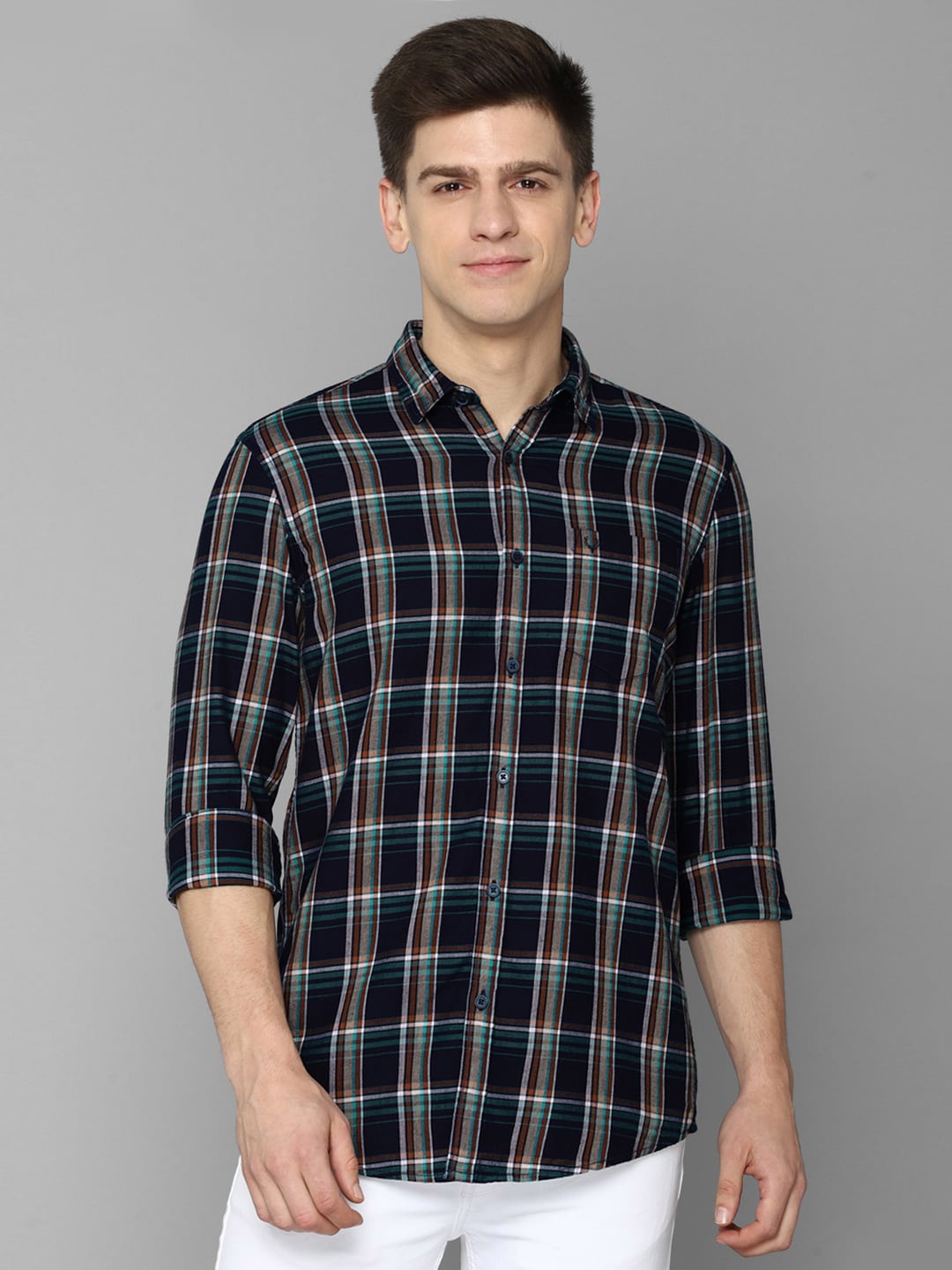

Allen Solly Men Comfort Checked Cotton Casual Shirt, Black