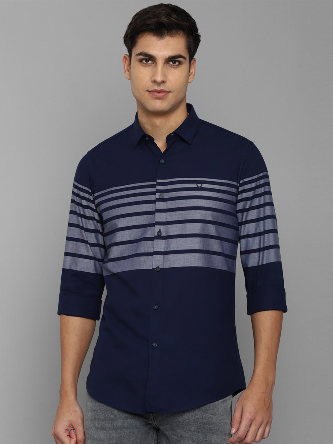 

Allen Solly Men Slim Fit Horizontal Striped Casual Cotton Shirt, Navy blue