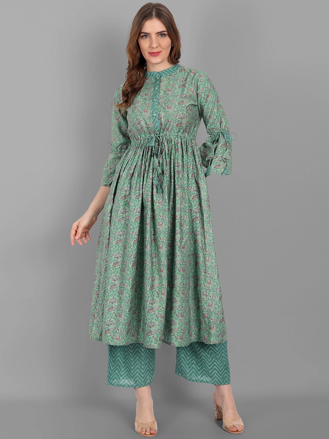 

V TRADITION Women Floral Printed Pleated Gotta Patti Kurta with Trousers, Green