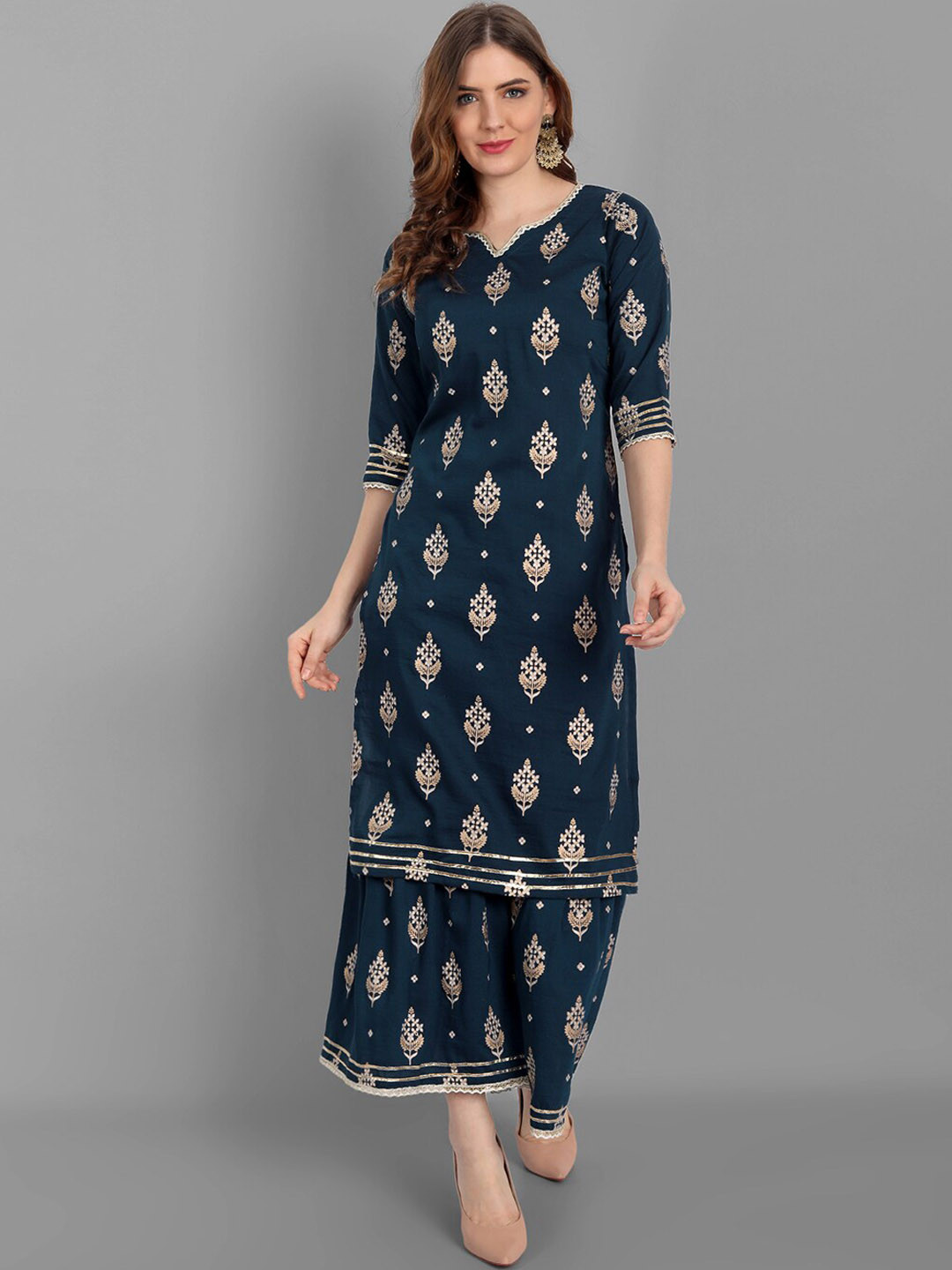 

V TRADITION Women Floral Printed Gotta Patti Kurta with Sharara, Blue