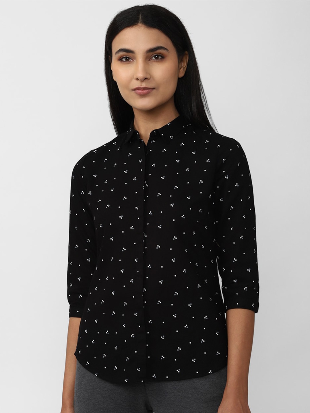 

Van Heusen Woman Printed Formal Shirt, Black
