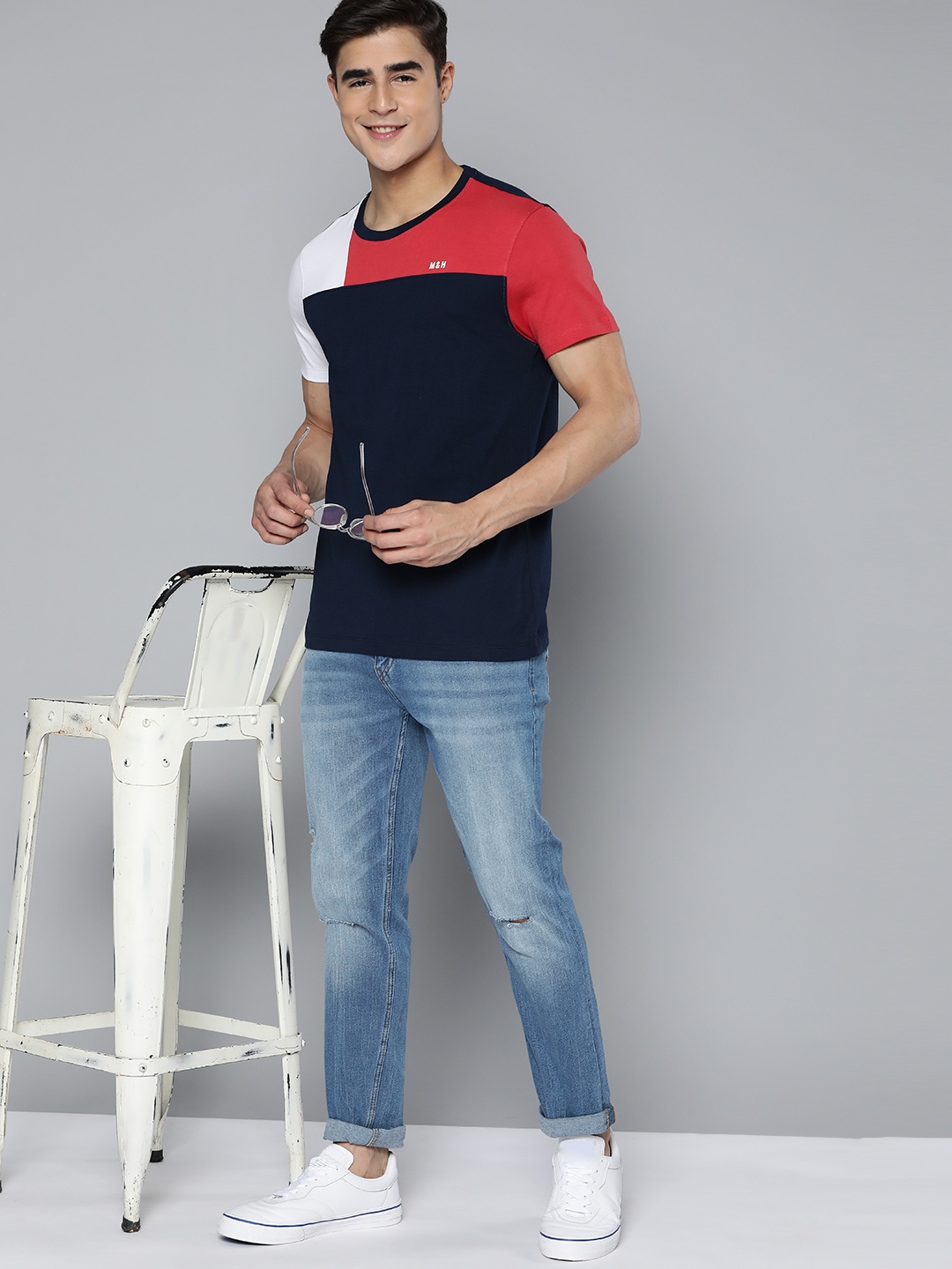 

Mast & Harbour Colourblocked Pure Cotton T-shirt, Navy blue