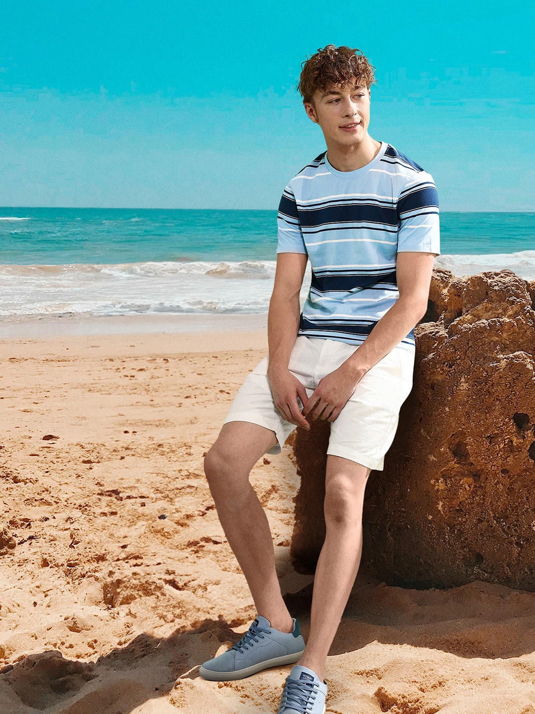 

Mast & Harbour Sky Blue Retro Streaks Striped T-shirt