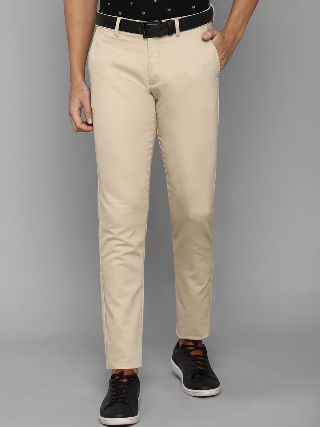 

Allen Solly Men Cotton Slim Fit Trousers, Beige