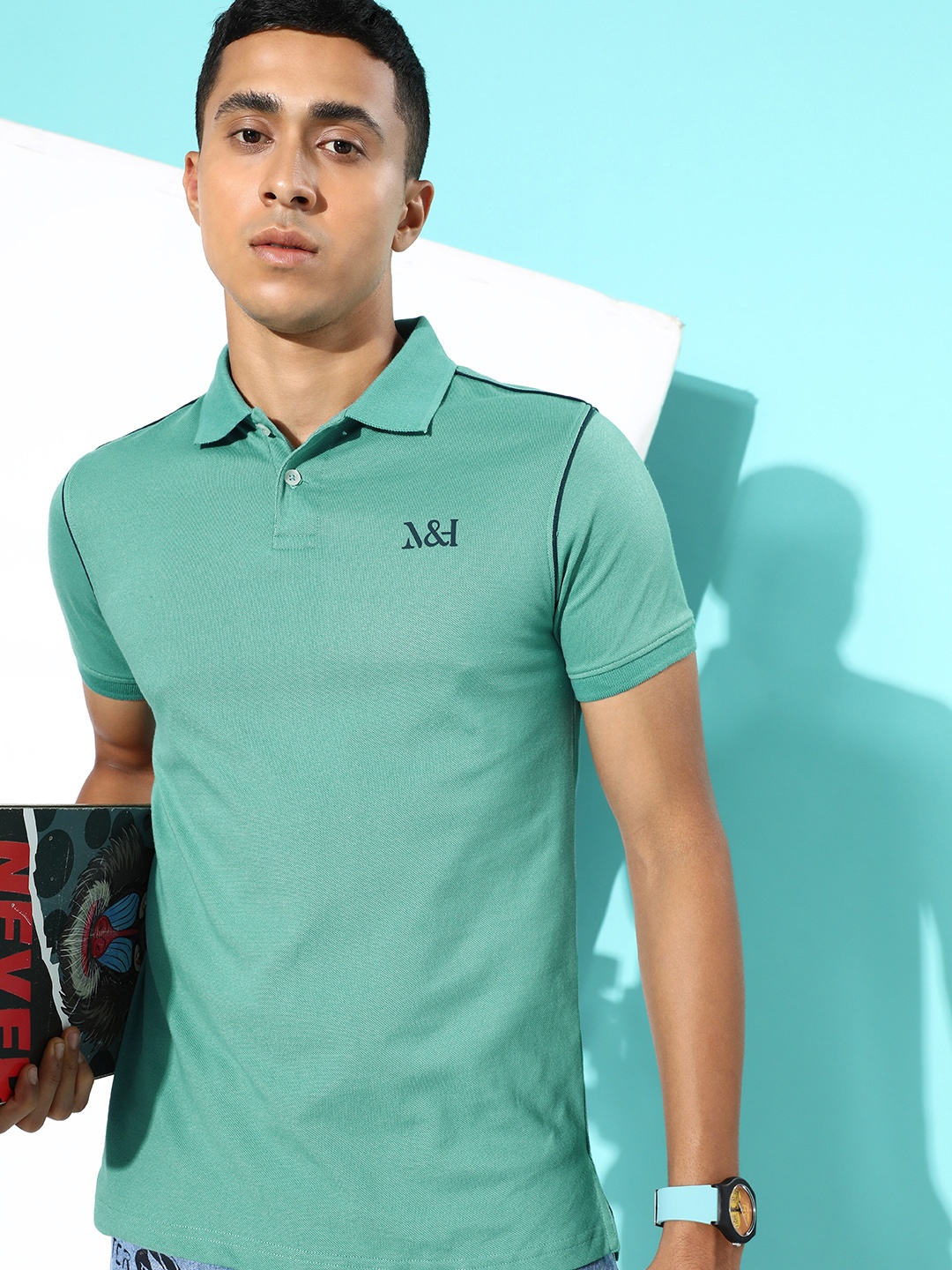 

Mast & Harbour Men Solid Polo Collar T-shirt With Brand Logo Detail, Sea green