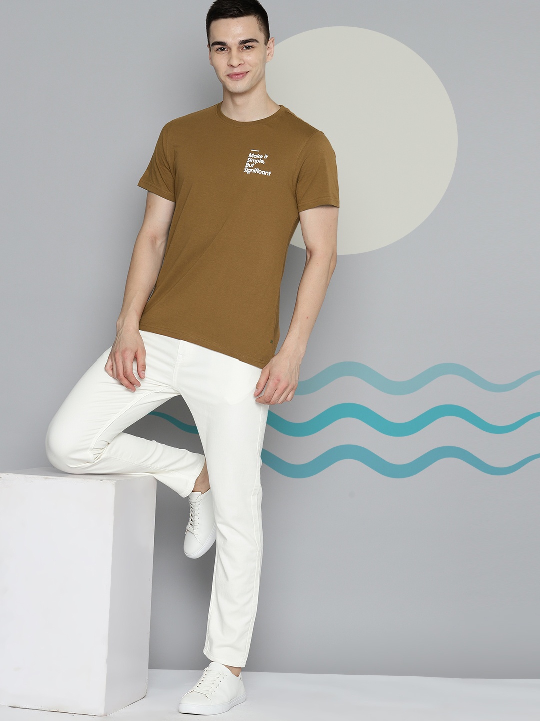 

M&H Our Water Men Solid Sustaibable T-shirt, Brown