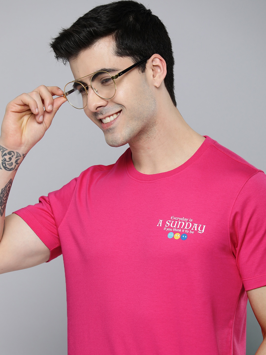 

Mast & Harbour Men Typography Printed Round Neck T-shirt, Pink