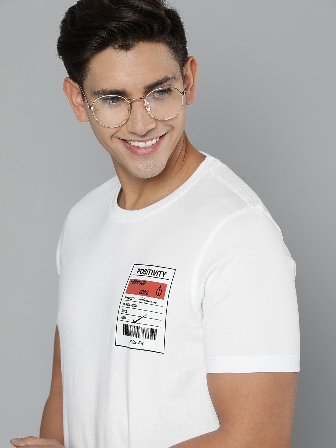 

Mast & Harbour Men Pure Cotton Typography Printed Applique T-shirt, White