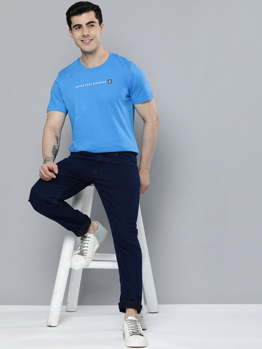 

Mast & Harbour Men Pure Cotton Typography Printed Applique T-shirt, Blue