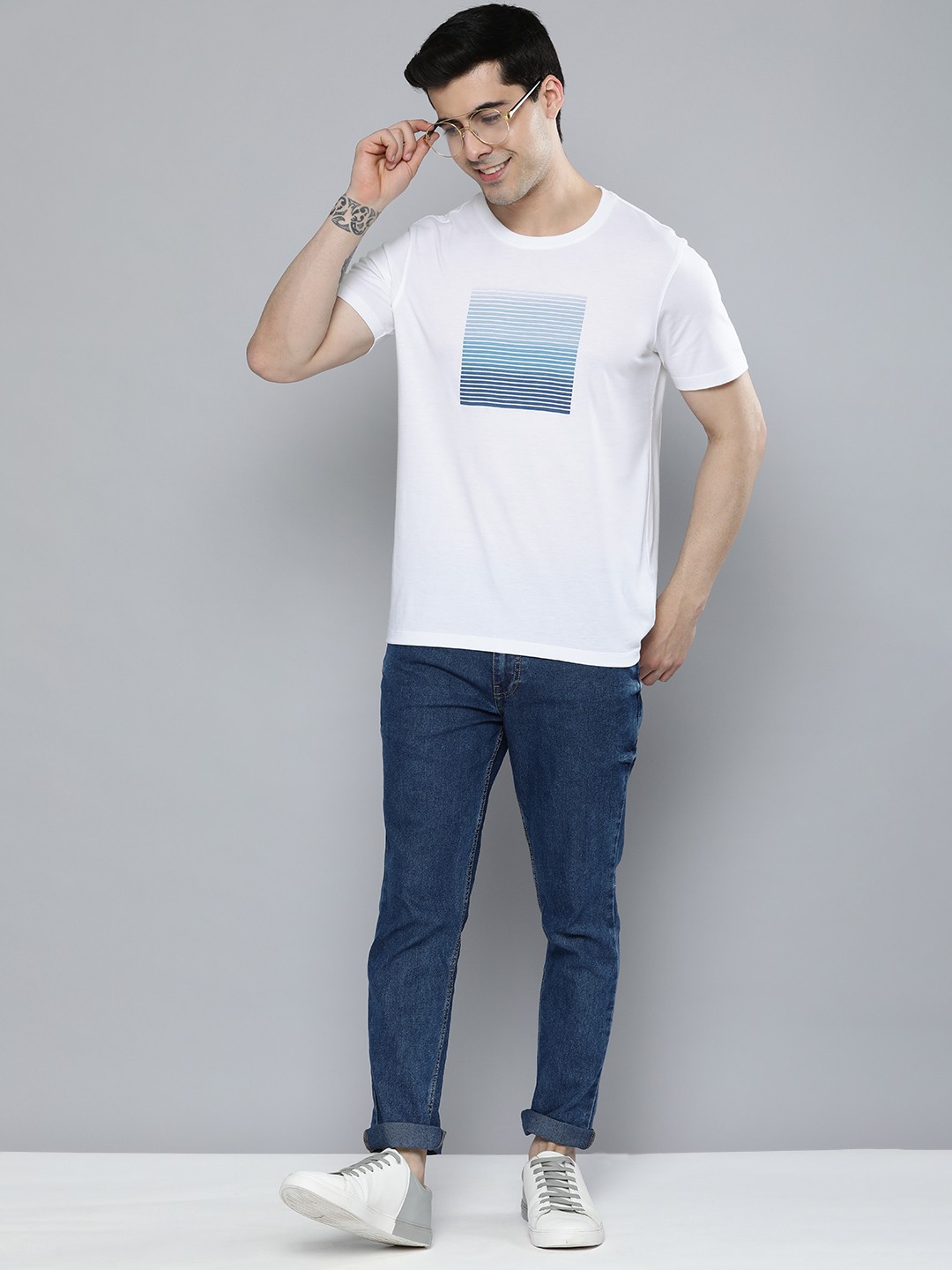 

Mast & Harbour Men Striped Printed T-shirt, White