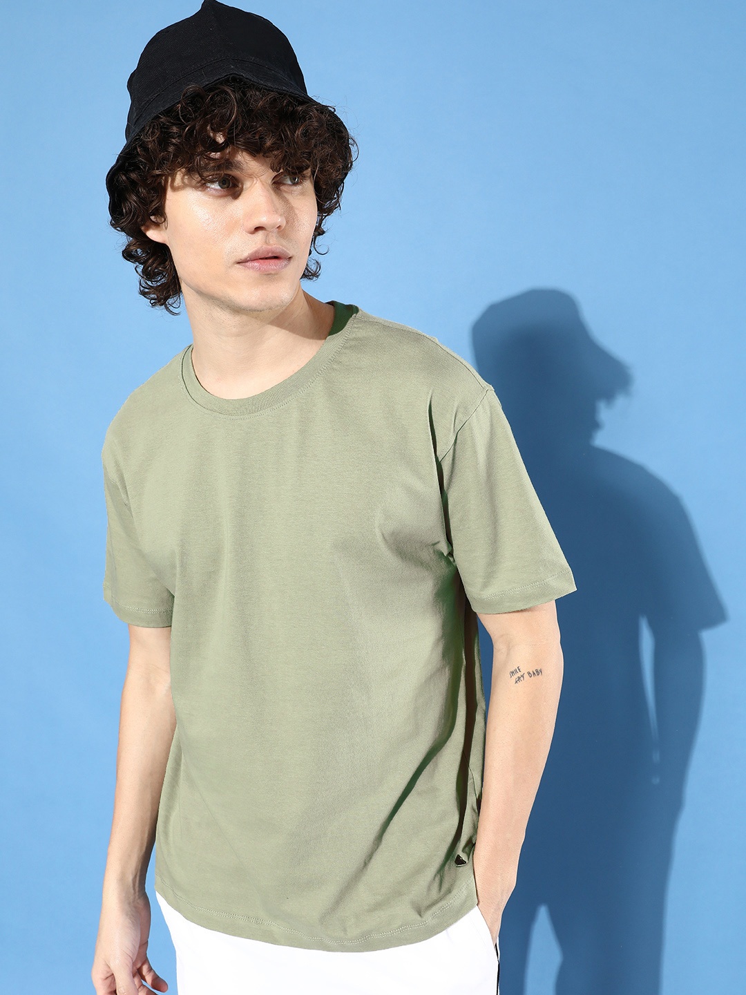 

Mast & Harbour Round Neck Pure Cotton T-shirt, Green