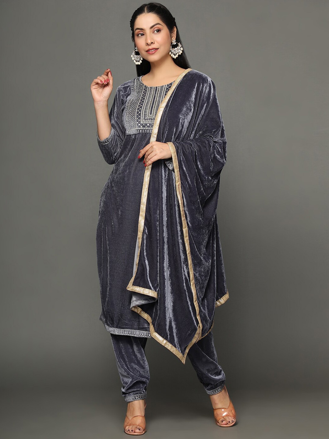 

Ziva Fashion Women Floral Yoke Design Sequinned Velvet Kurta with Trousers & With Dupatta, Grey