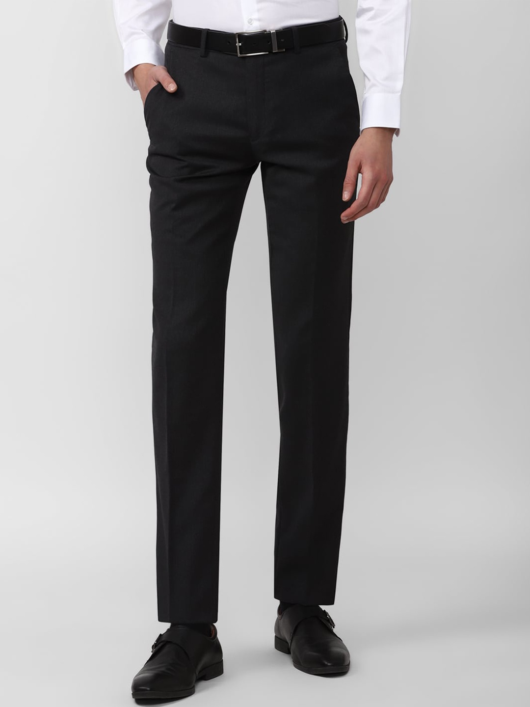 

Van Heusen Men Slim Fit Formal Trousers, Black