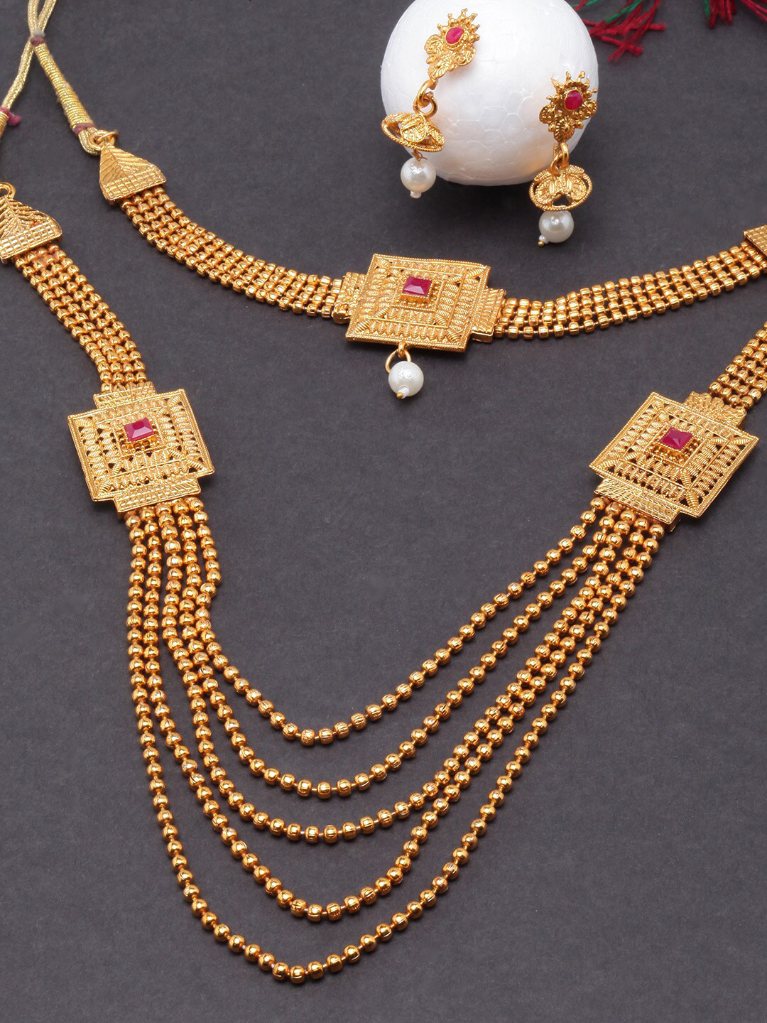 

DIVA WALK Gold-Plated Studded Jewellery Set