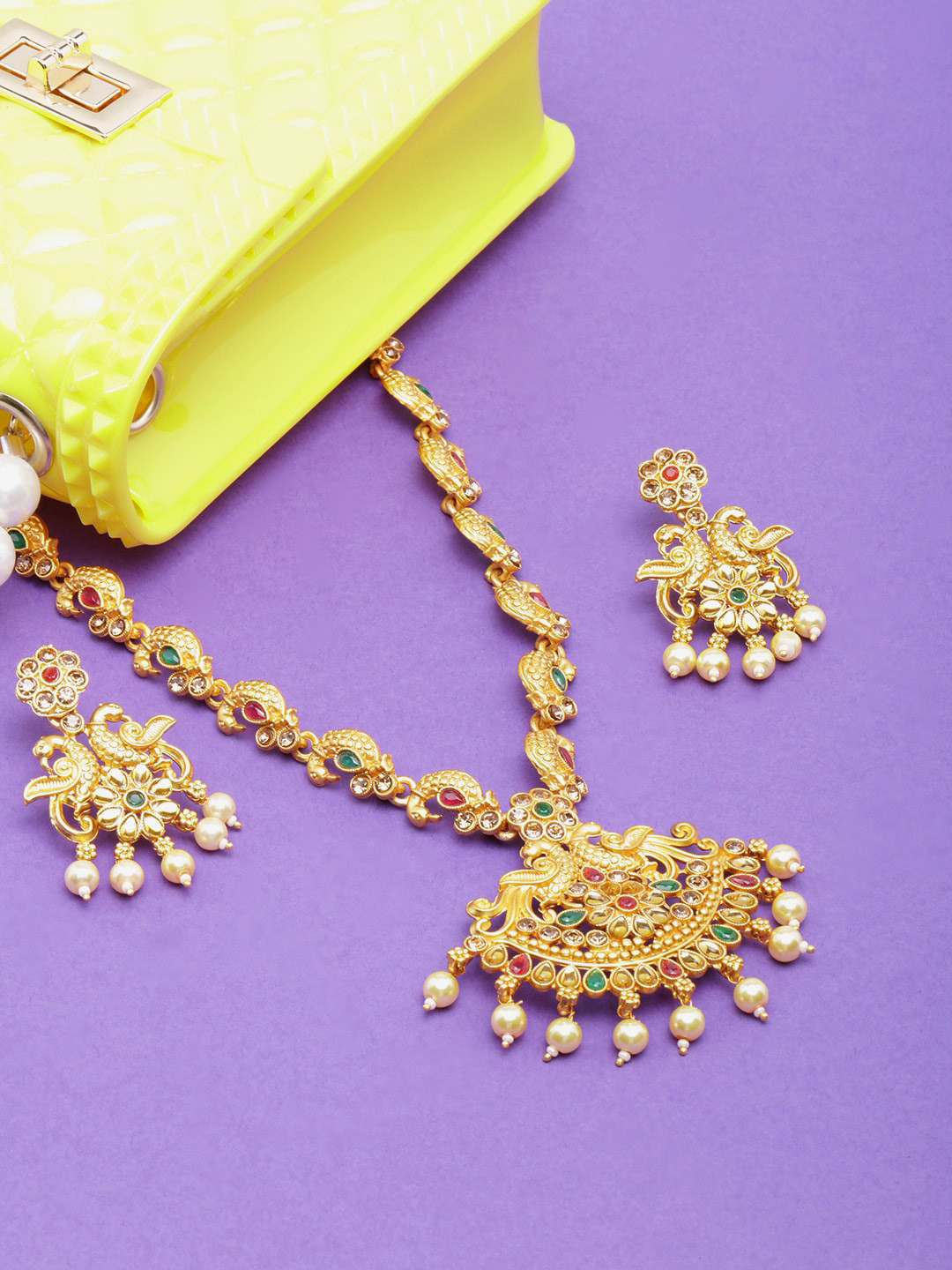 

DIVA WALK Women Gold-Plated Stones Studded & Beaded Temple Jewellery Set, Green