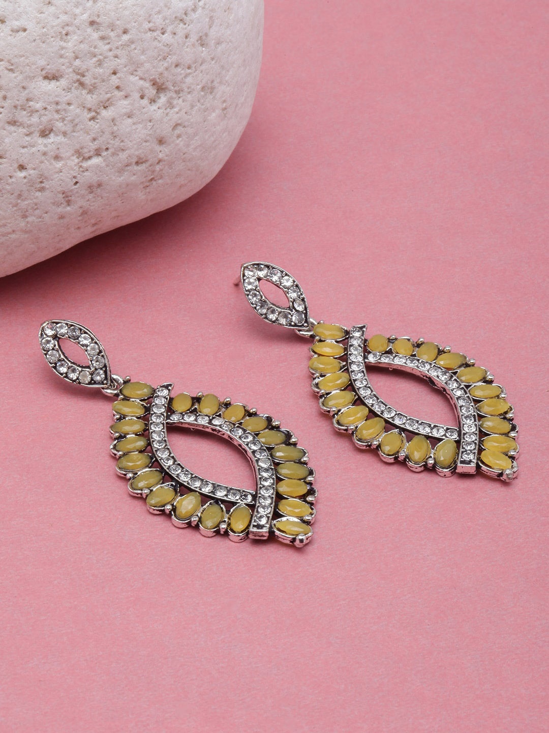 

DIVA WALK Silver-Plated Contemporary Drop Earrings