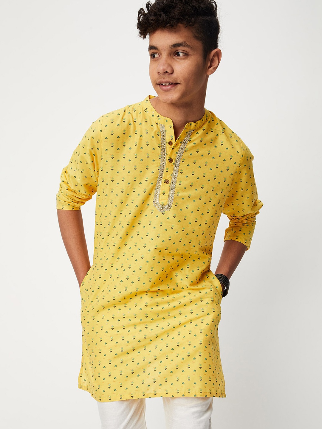 

max Boys Floral Printed Mandarin Collar Kurta, Yellow
