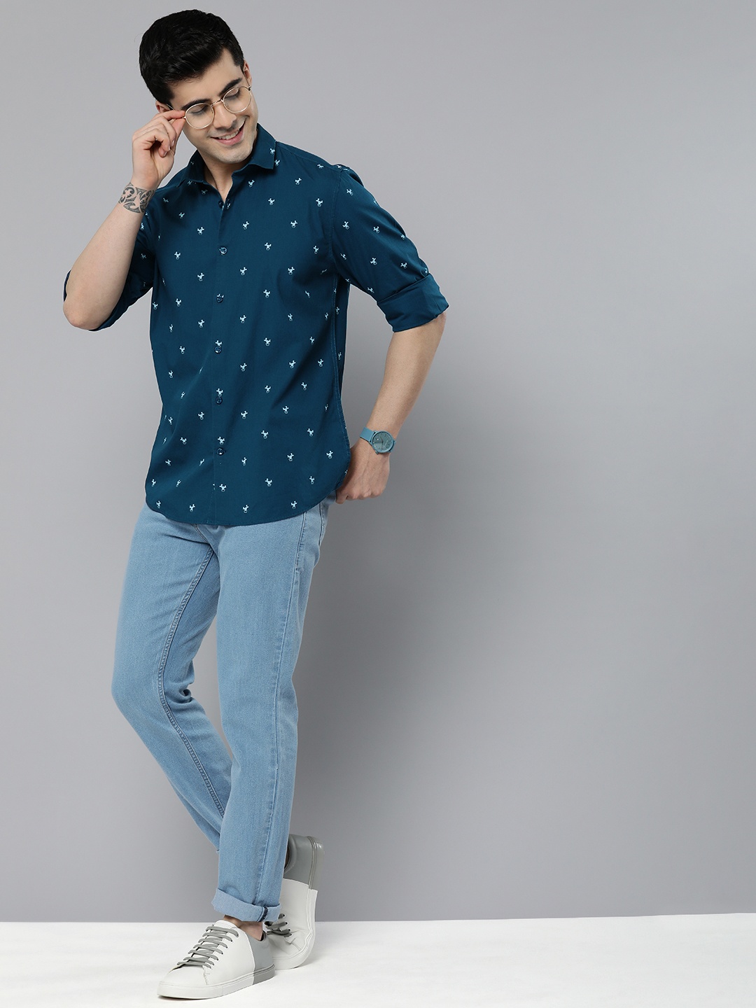 

Mast & Harbour Men Pure Cotton Conversational Printed Casual Shirt, Teal