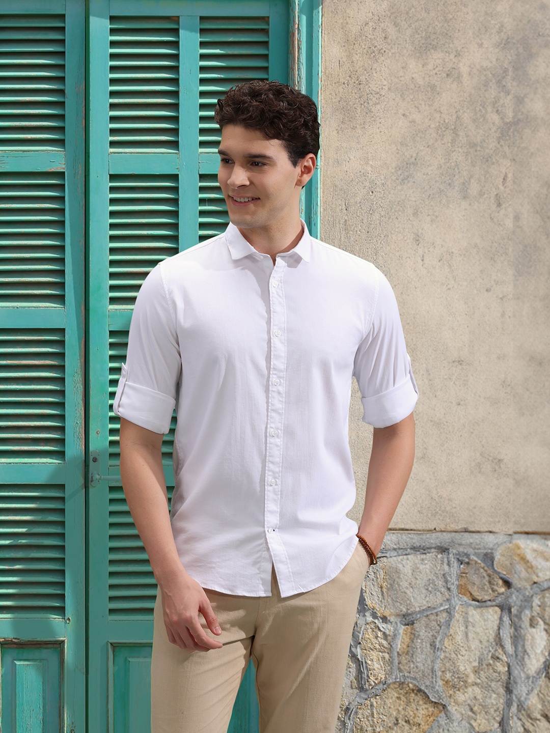 

Mast & Harbour Solid Regular Fit Roll-Up Sleeves Casual Shirt, White