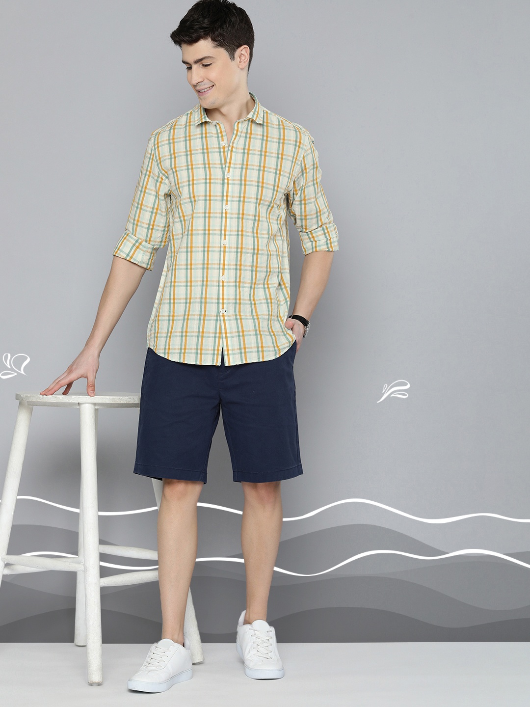 

Mast & Harbour Men Pure Cotton Checked Spread Collar Casual Shirt, Off white