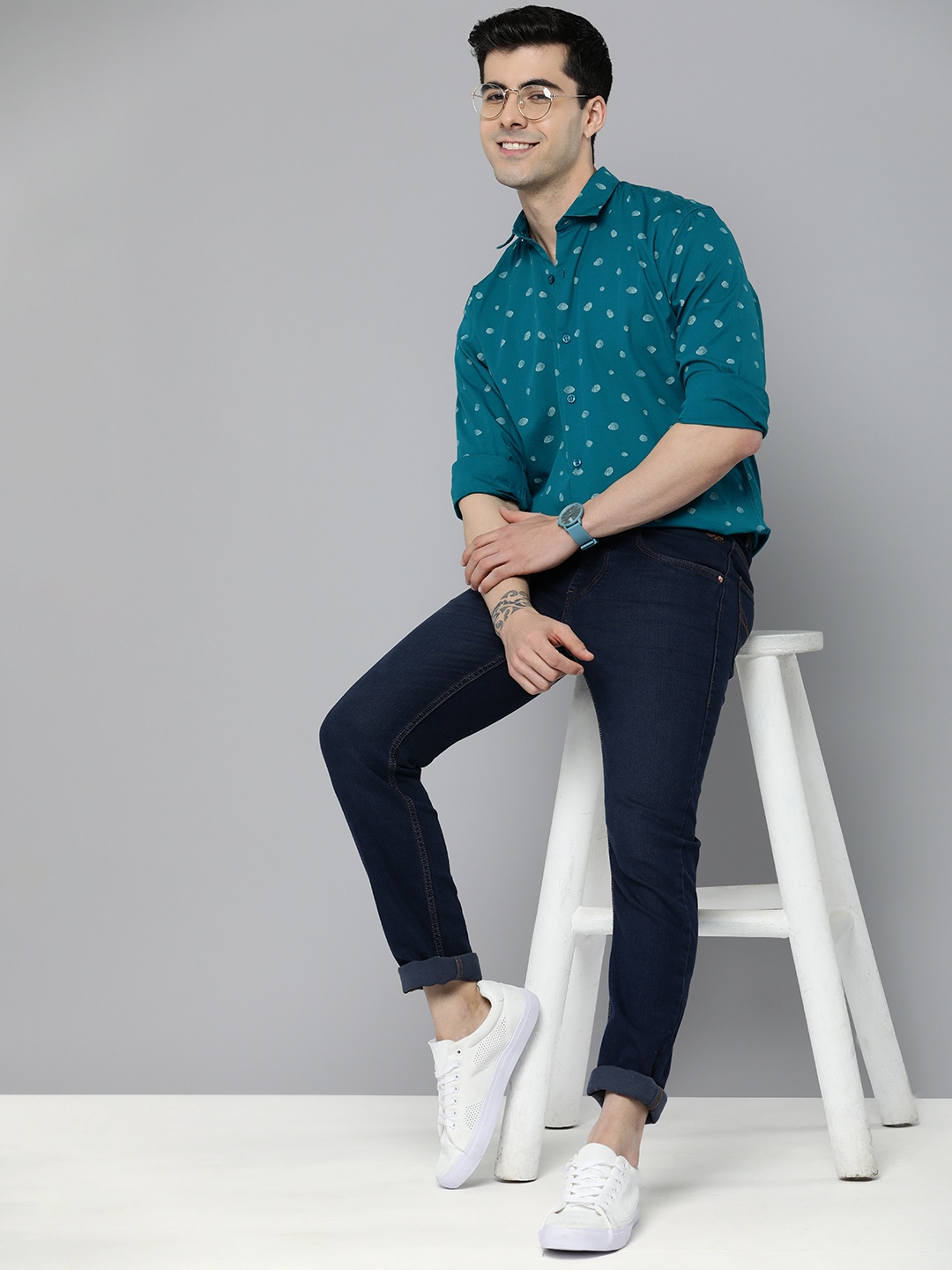 

Mast & Harbour Men Pure Cotton Geometric Printed Casual Shirt, Blue