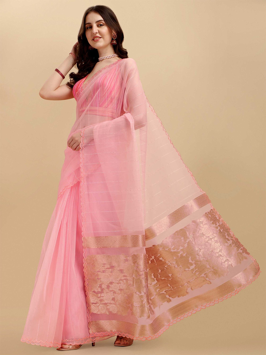 

DUNGRANI Embellished Sequined Organza Saree, Pink