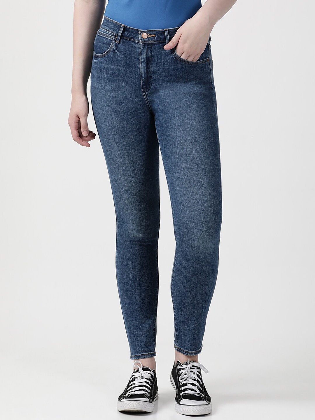 

Wrangler Women Skinny Fit High-Rise Light Fade Stretchable Jeans, Blue
