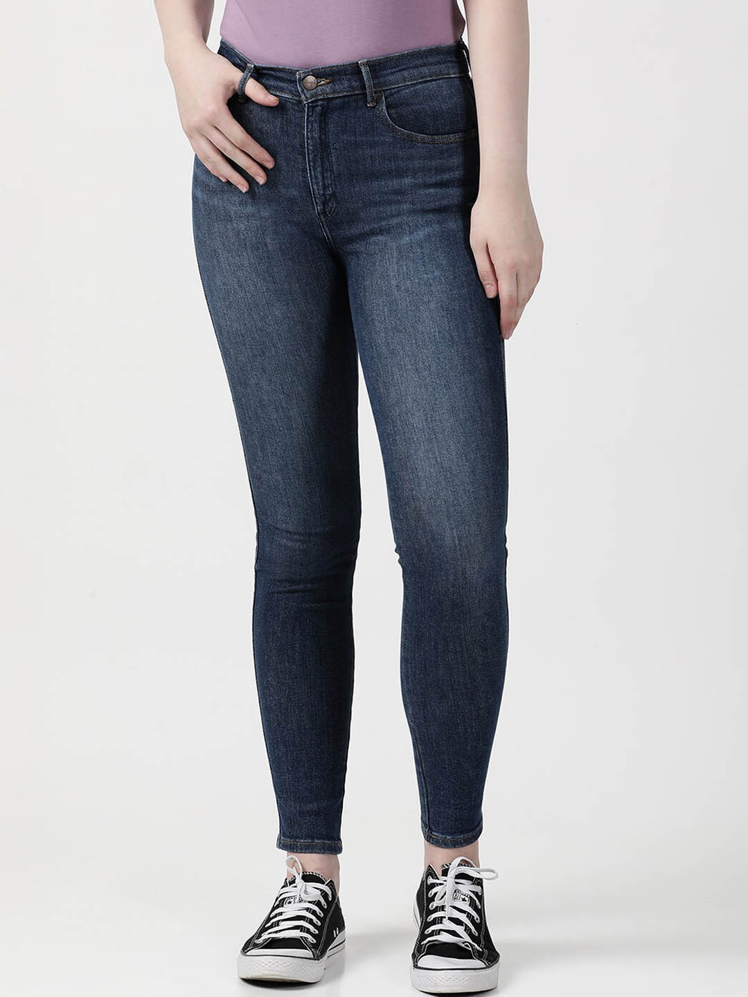 

Wrangler Women Blue Skinny Fit High-Rise Light Fade Stretchable Jeans