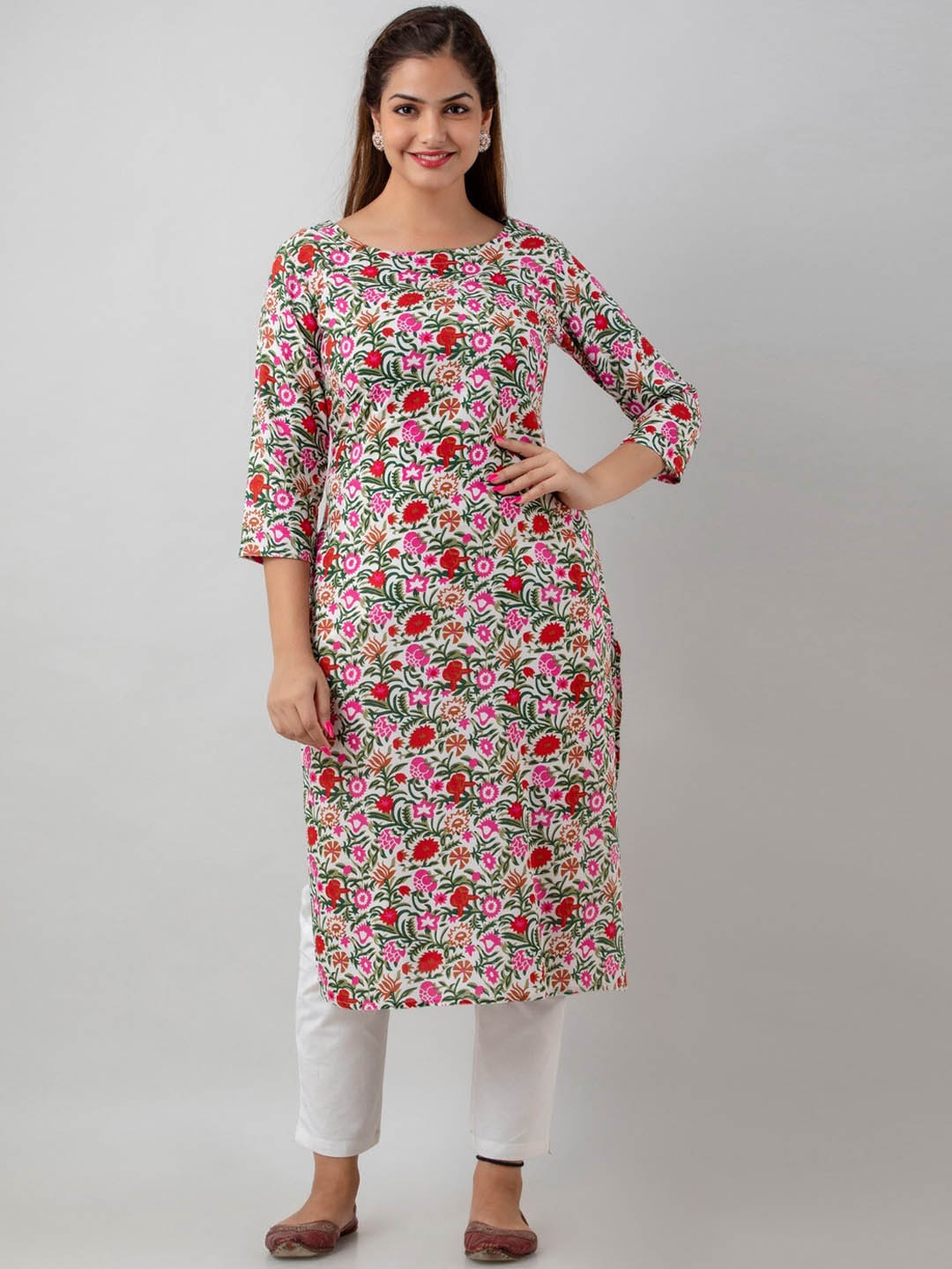 

Women Touch Women Red & Green Cotton Floral Printed Handloom Kurta