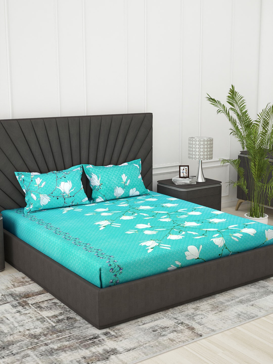 

Story@home Turquoise Blue & White Floral 186 TC Cotton Queen Bedsheet with 2 Pillow Covers