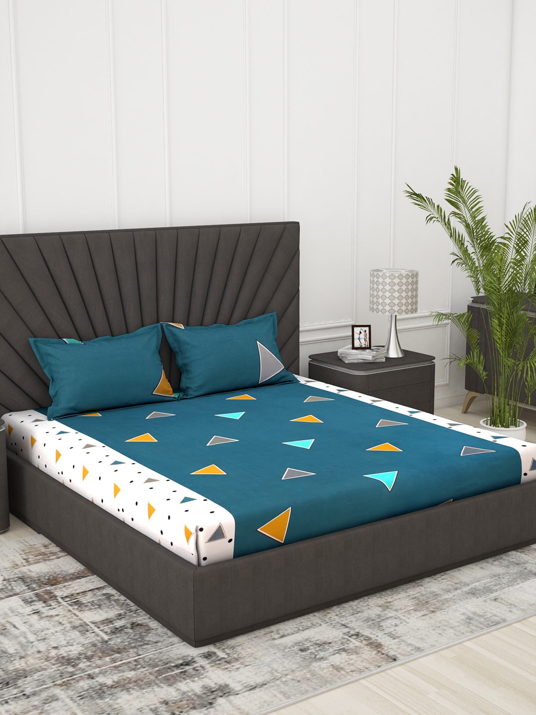 

Story@home Blue & White Geometric 186 TC Cotton Queen Bedsheet with 2 Pillow Covers