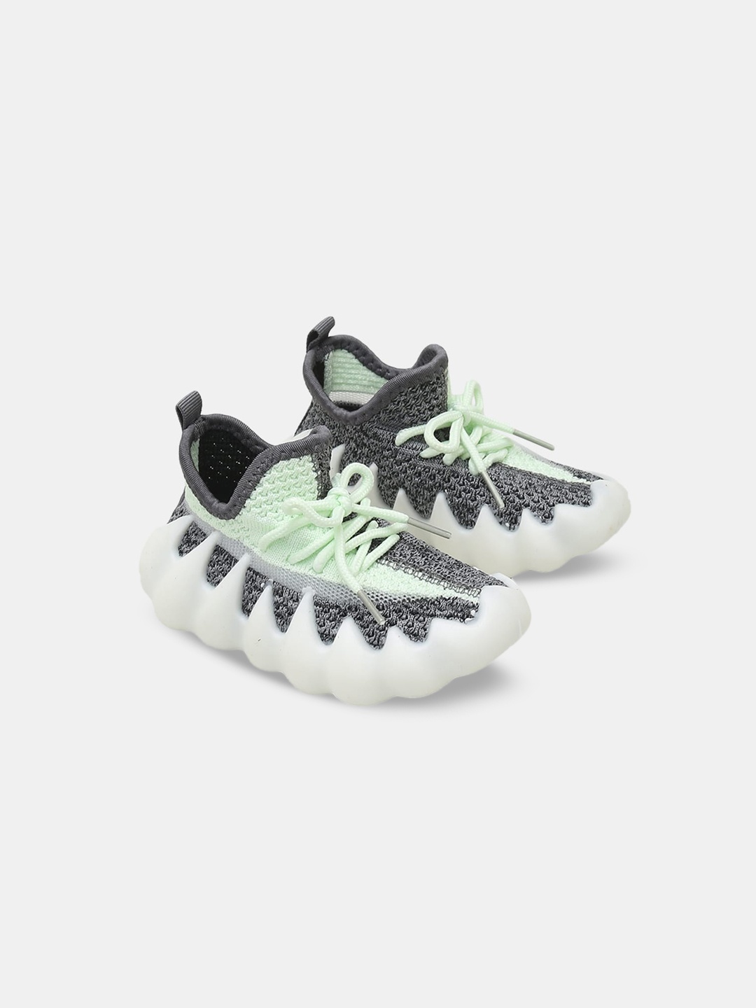 

Hopscotch Boys Printed Sneakers, Green