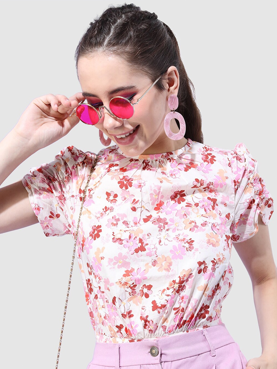

Freehand by The Indian Garage Co Floral Print Pure Cotton Crop Top, Beige
