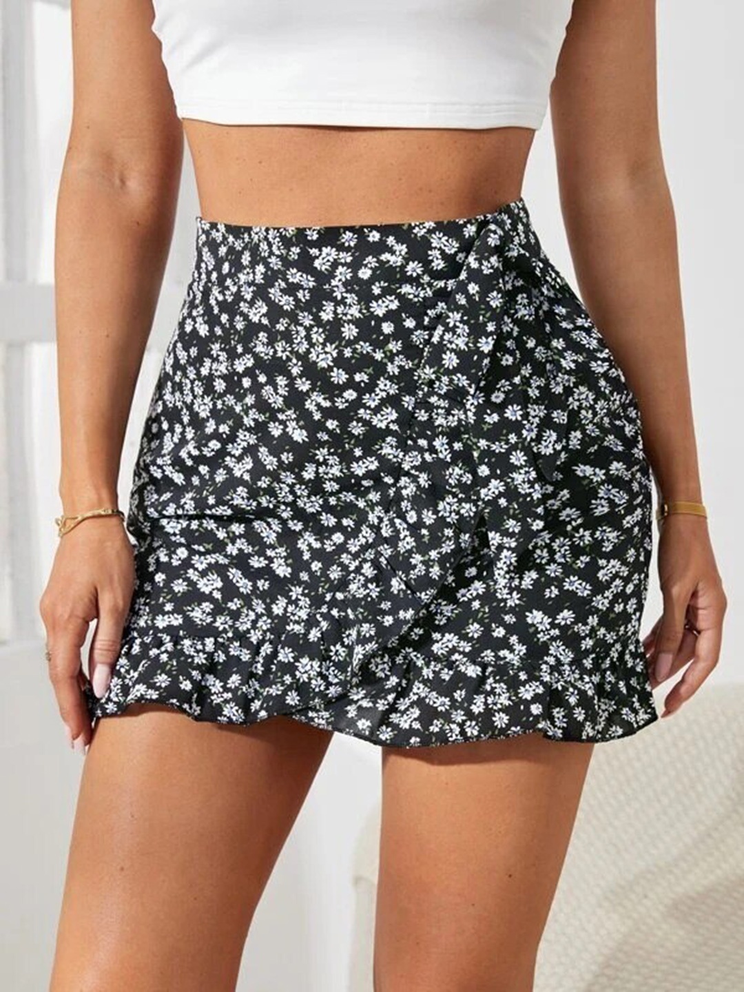 

La Aimee Printed Mini Wrap Skirt, Black