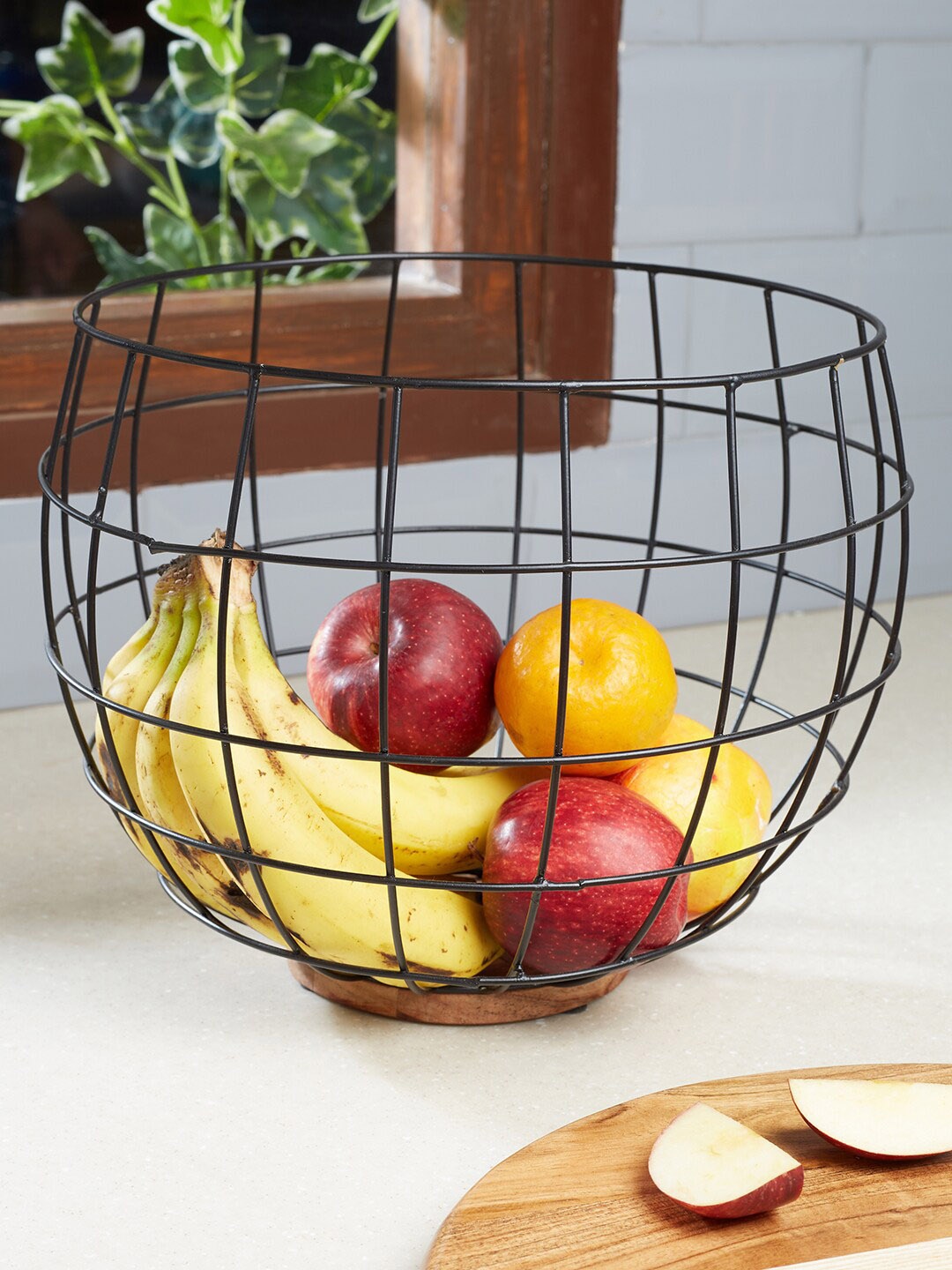 

HomeTown Lattice Multipurpose Large Basket, Black