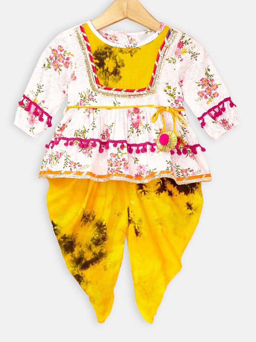 

Hopscotch Girls Floral Printed Pure Cotton Kurta with Dhoti Pants, White