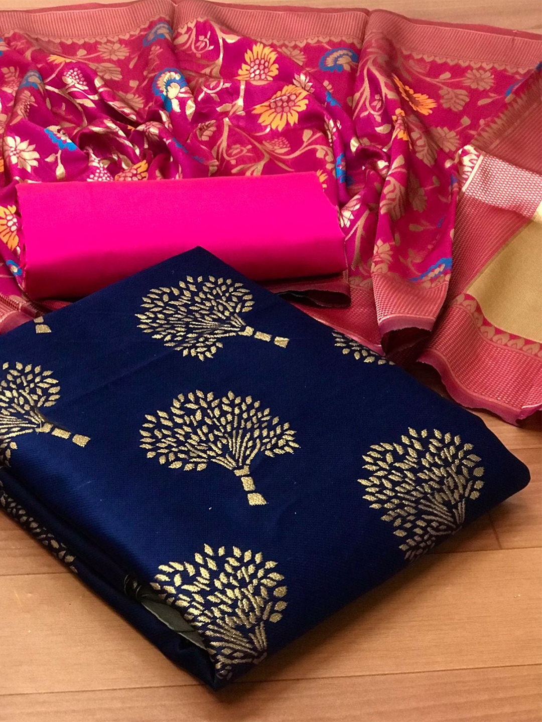 

MORLY Banarasi Jacquard Unstitched Dress Material, Navy blue