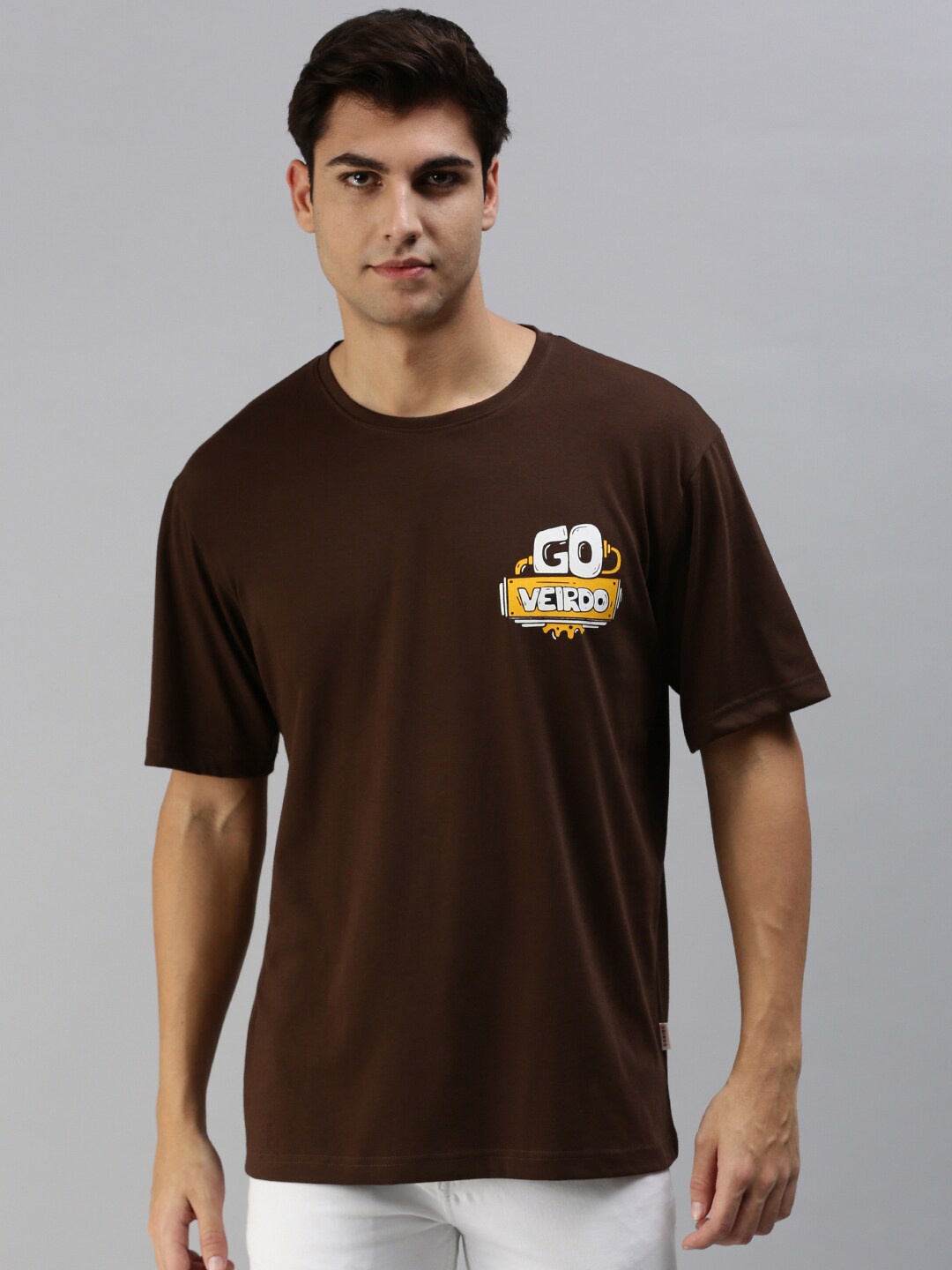 

VEIRDO Men Brown Pocket Print Oversize T-shirt, Coffee brown