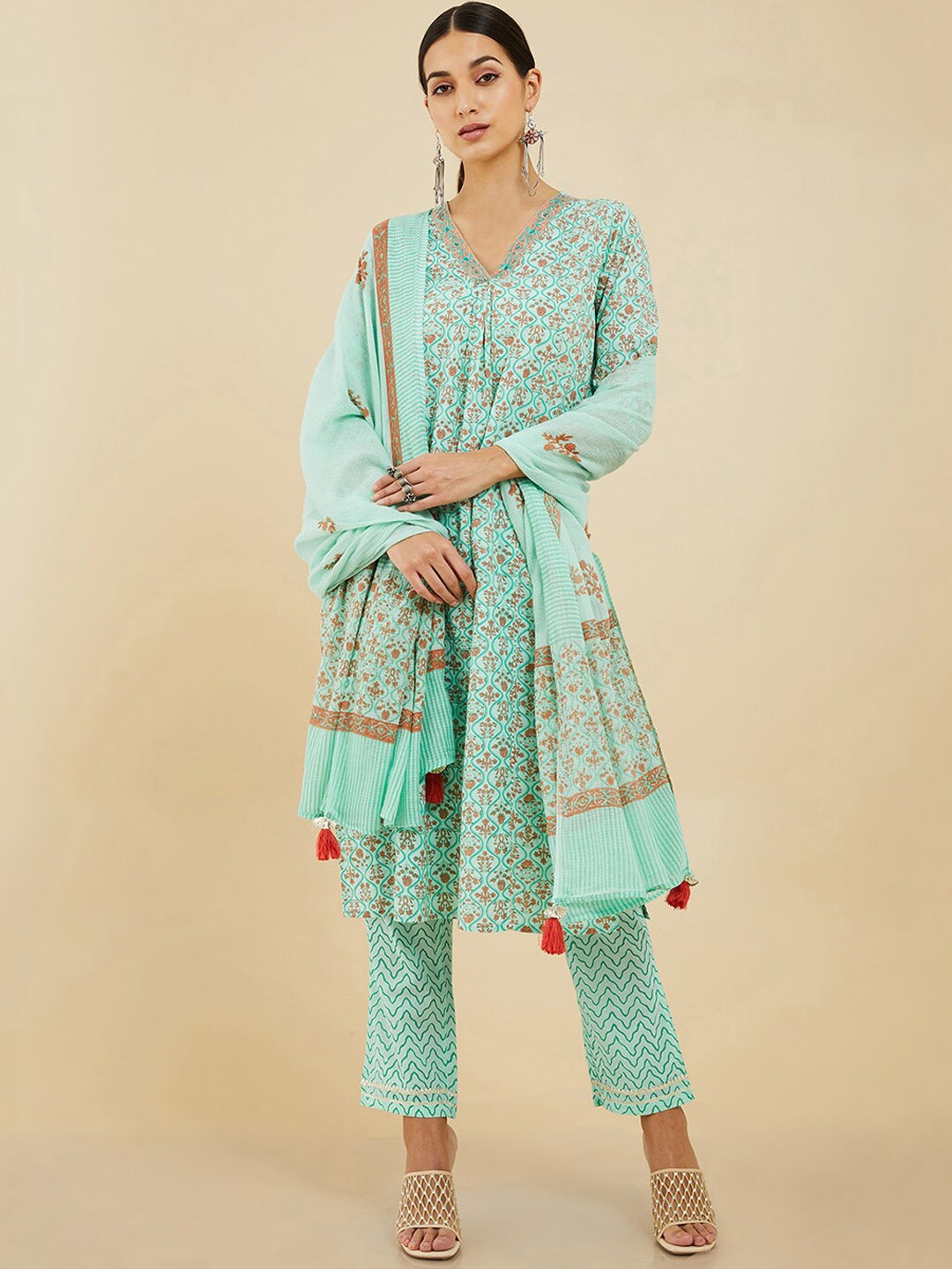 

Soch Women Turquoise Blue Floral Printed Pure Cotton Kurta with Trousers & Dupatta