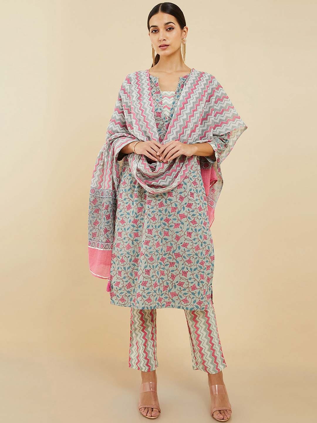

Soch Women Grey Floral Printed Pure Cotton Kurta with Trousers & Dupatta