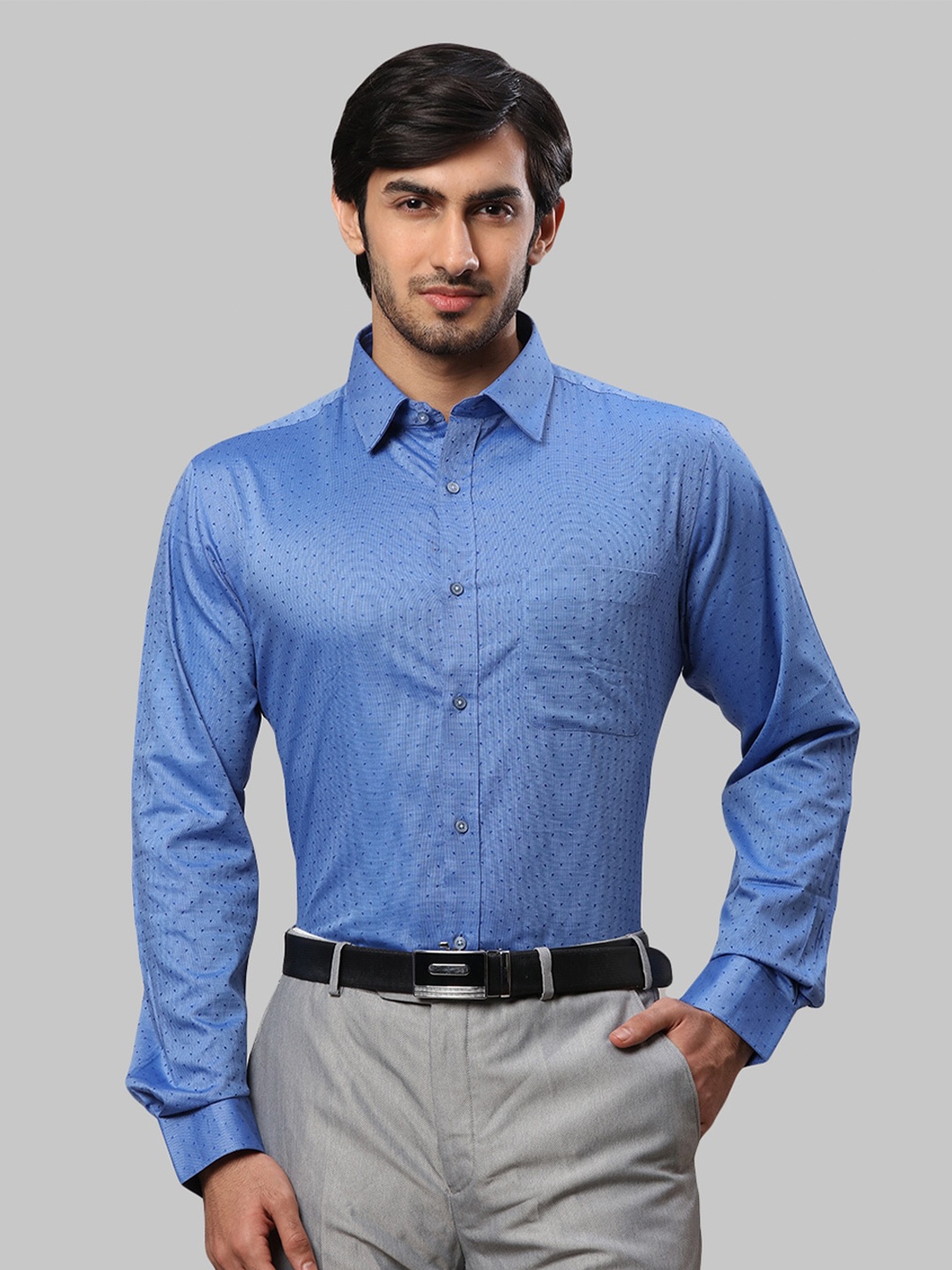 

Raymond Men Slim Fit Micro Checks Printed Cotton Formal Shirt, Blue