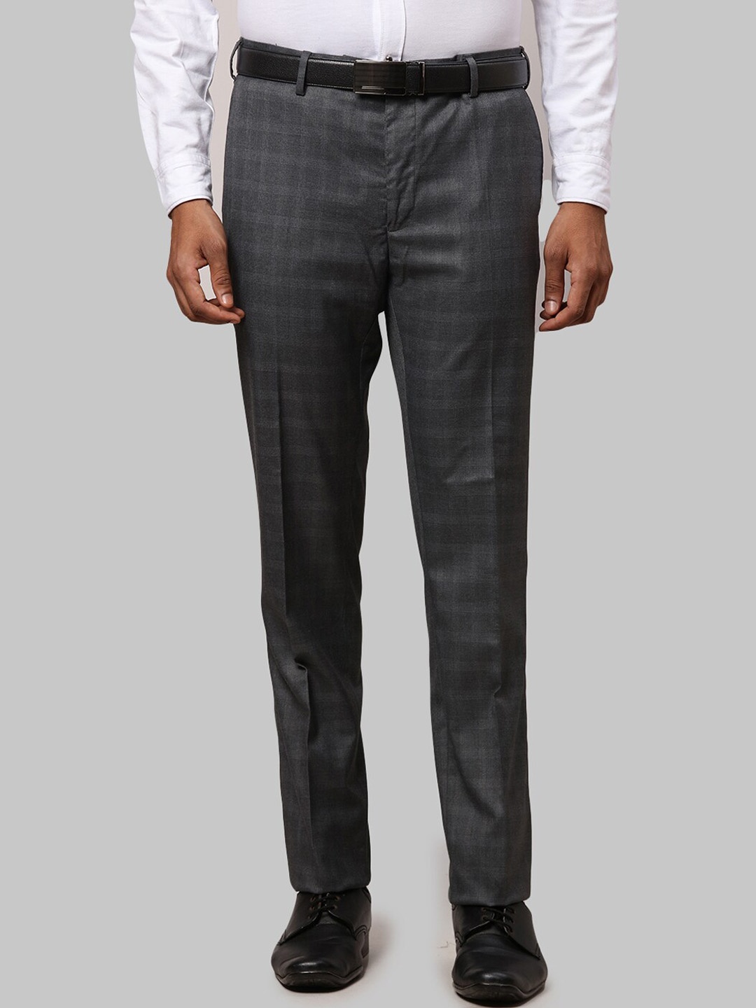 

Raymond Men Checked Slim Fit Formal Trousers, Grey