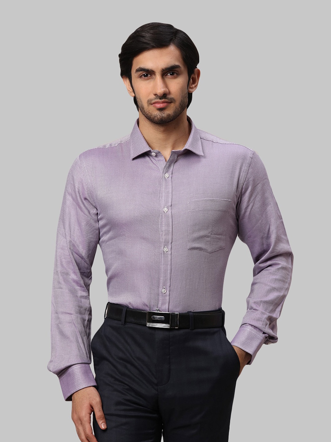 

Park Avenue Men Slim Fit Formal Cotton Shirt, Purple