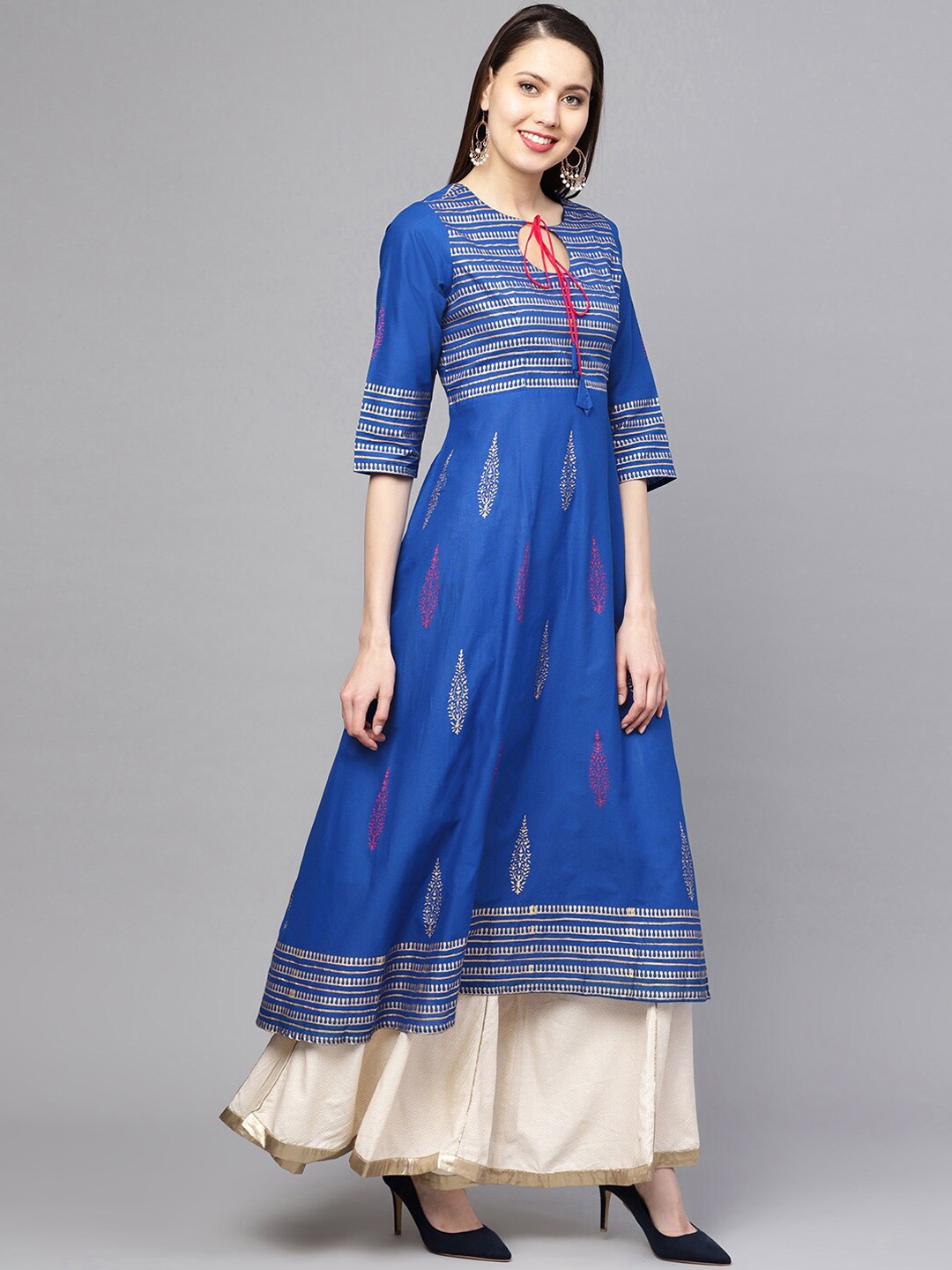 

ZOEYAMS Women Blue & Gold-Toned Floral Printed Anarkali Kurta