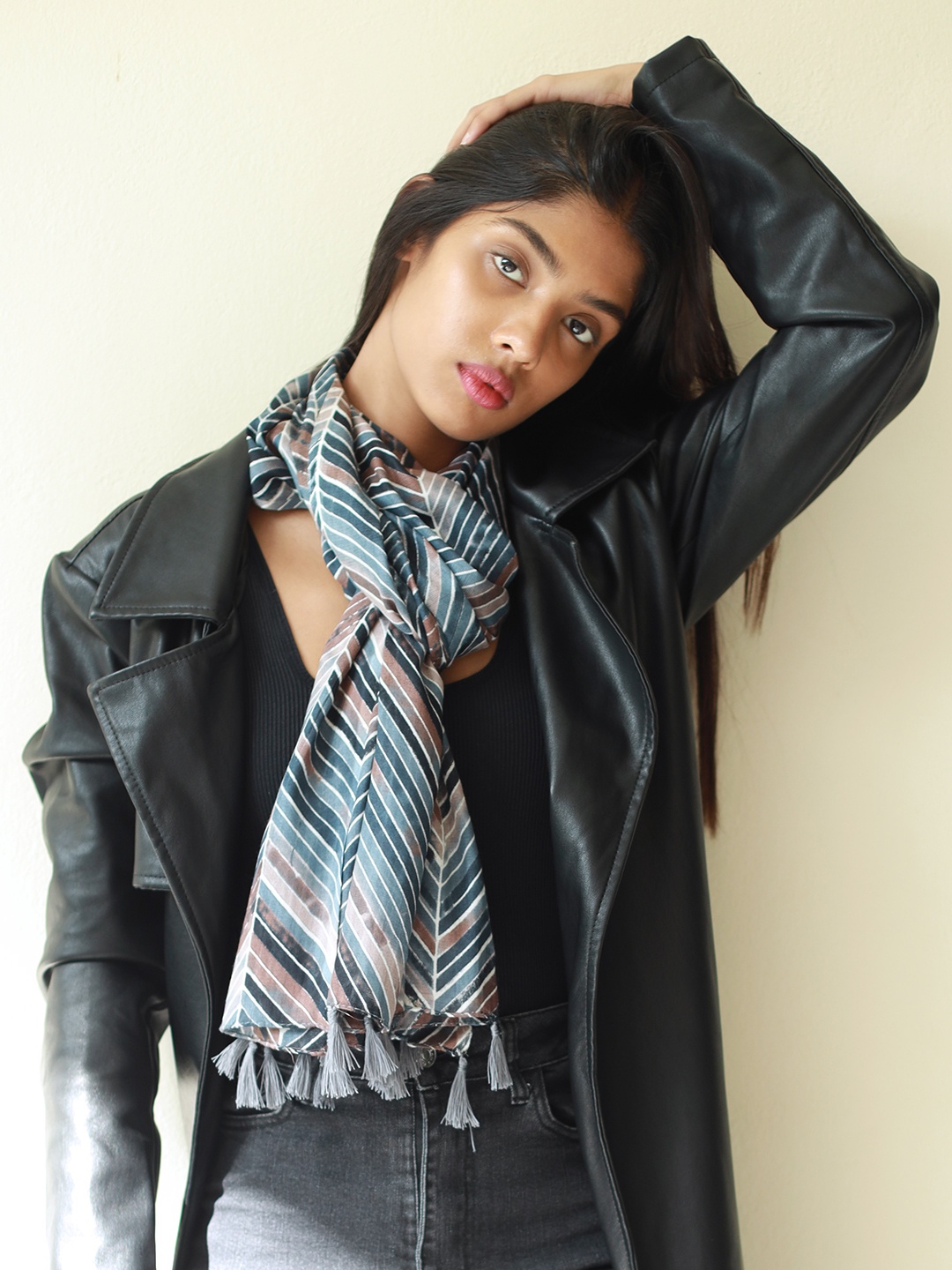 

Ayesha Women Striped Scarf, Grey