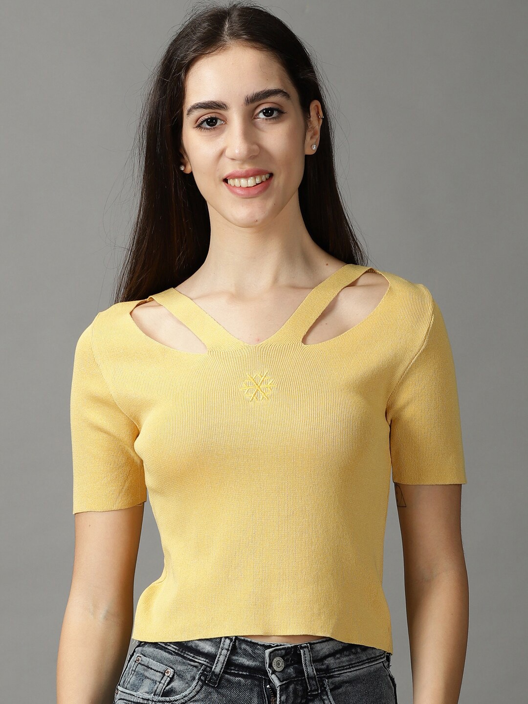 

SHOWOFF Ribbed V-Neck Fitted Crop Top, Yellow
