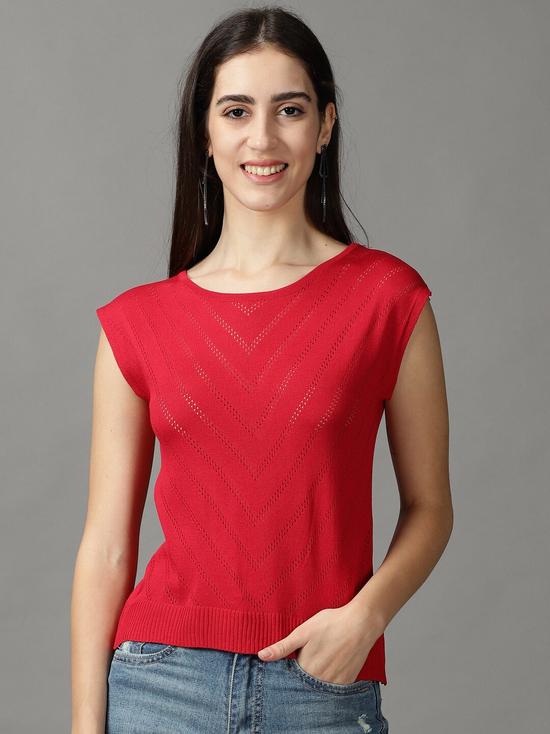 

SHOWOFF Extended Sleeves Schiffli Top, Red